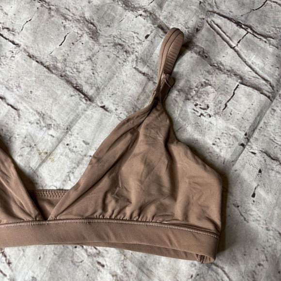 Skims Soft Seamless Color  Sienna Triangle  bralette Bra - Picture 5 of 5